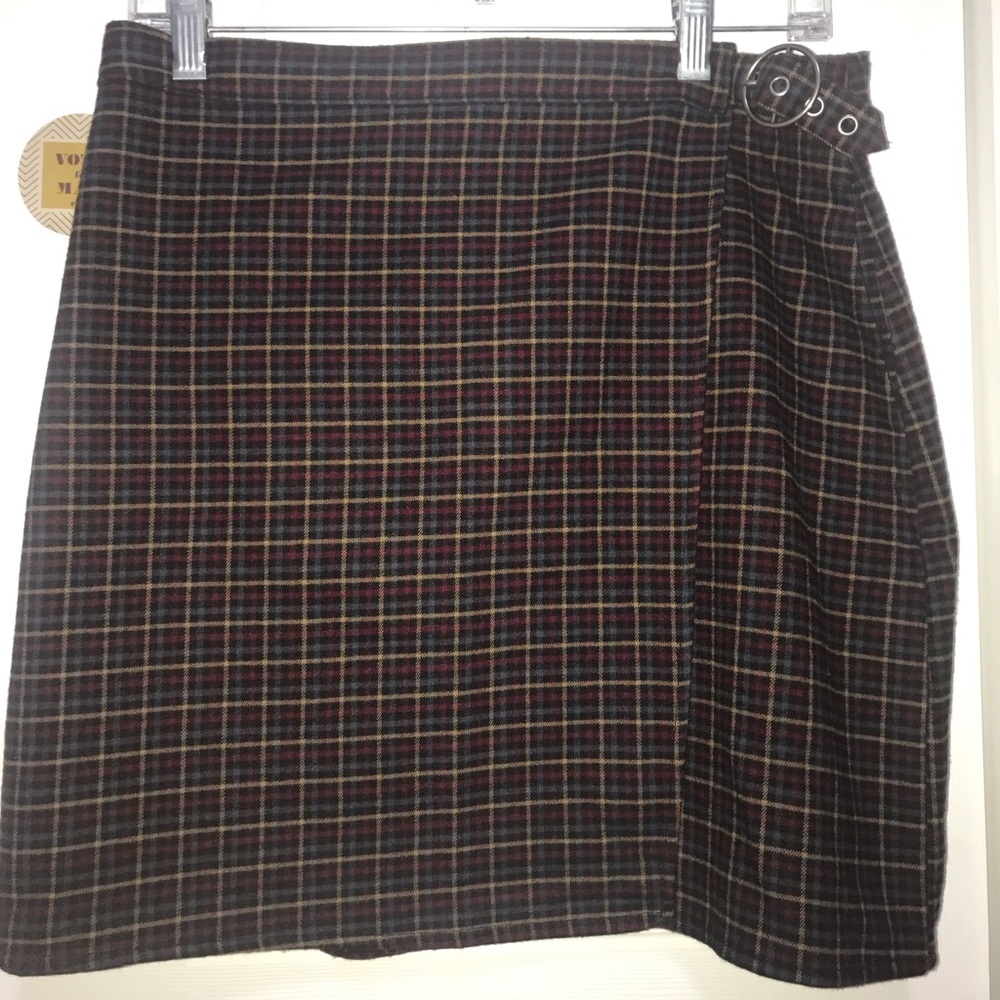 High rise plaid skirt